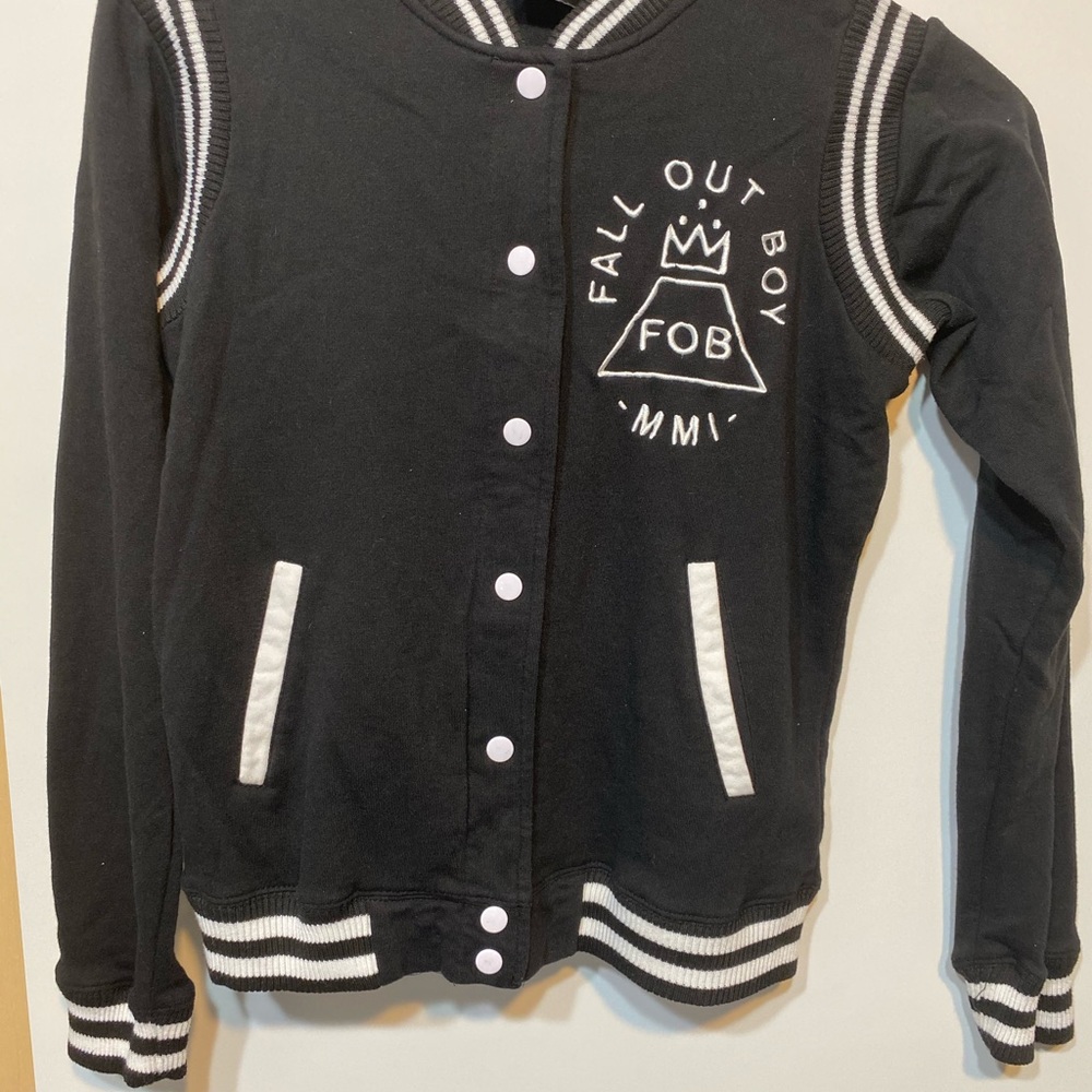 FOB Jacket - Picture 2 of 8